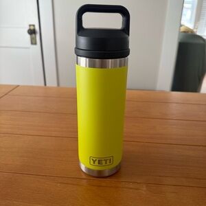 YETI Rambler 26oz Water Bottle